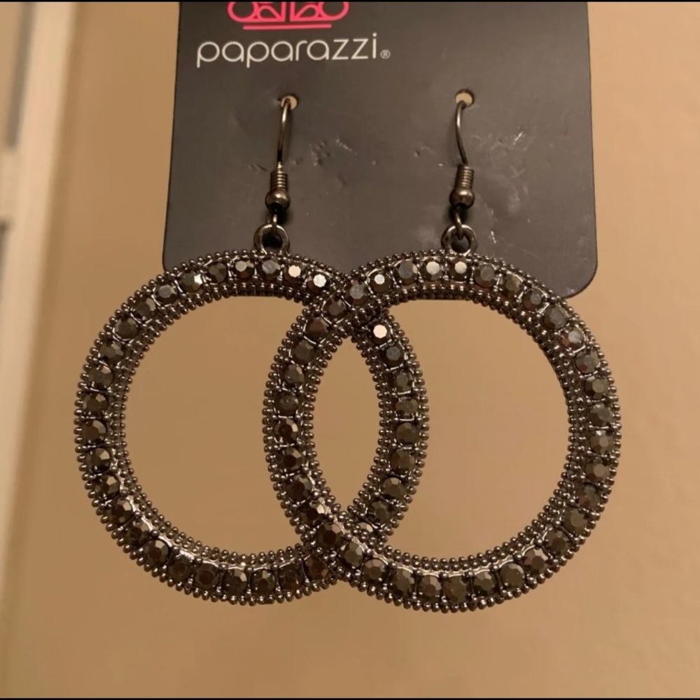 Paparazzi earrings